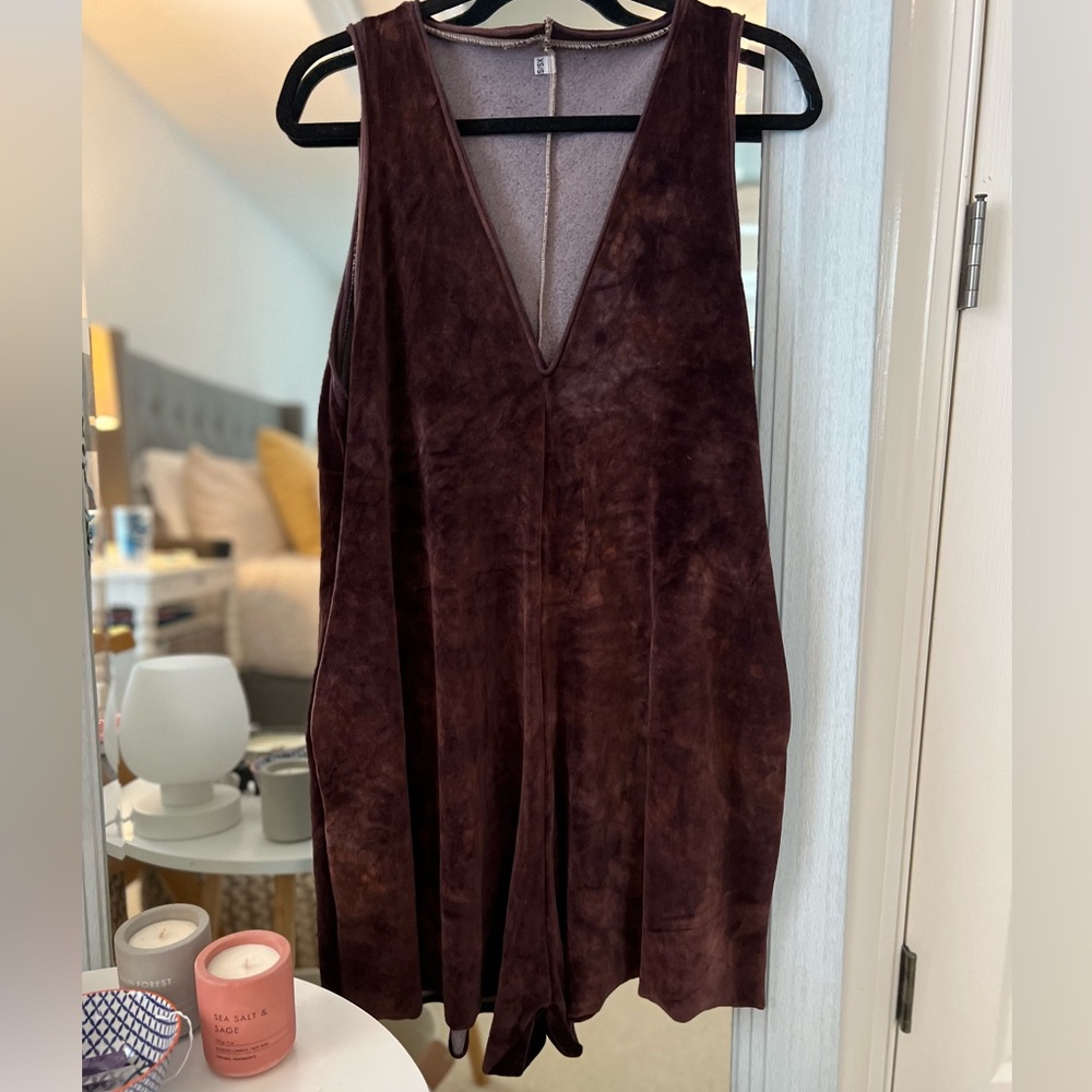 XS/S Sinew Moon velour romper in Ruby